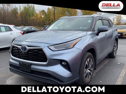 Used 2024 Toyota Highlander XLE