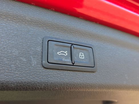 Used 2022 Audi Q3 2.0T Premium w/ Convenience Package image 14