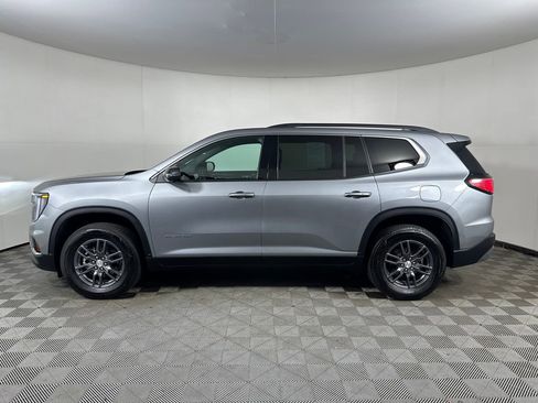 Used 2025 GMC Acadia Elevation w/ LPO, Floor Liner Package AWD/4WD image 2