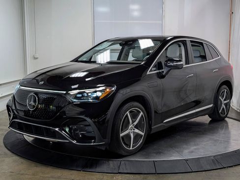 Used 2023 Mercedes-Benz EQE 500 4MATIC SUV image 4