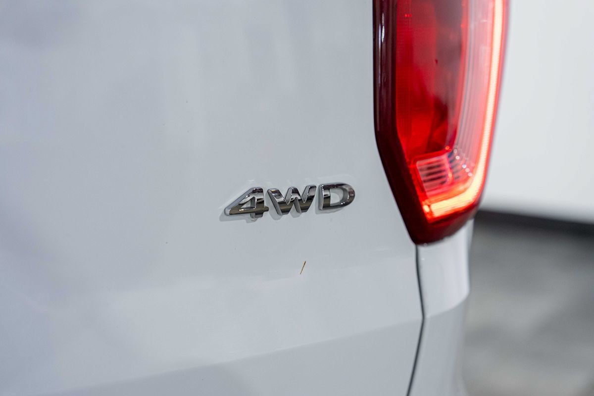 Used 2016 Ford Explorer 4WD image 11