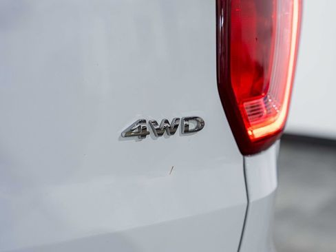 Used 2016 Ford Explorer 4WD image 11