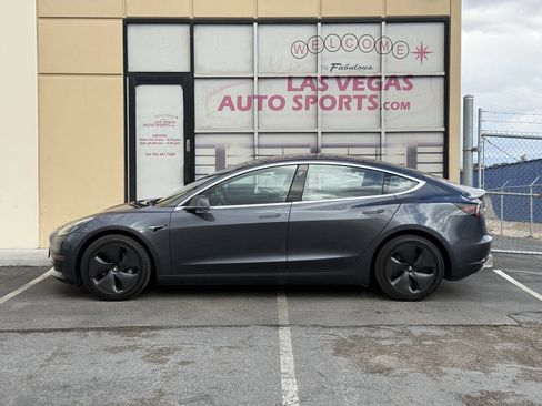 Used 2018 Tesla Model 3 Long Range RWD image 5