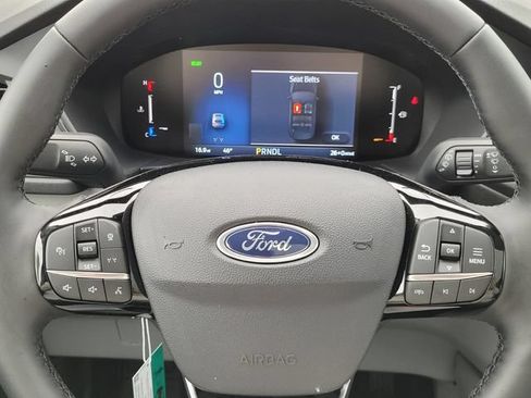 New 2025 Ford Escape SE w/ Class II Trailer Tow Package FWD image 21