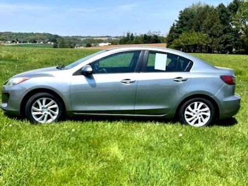 Used 2012 MAZDA MAZDA3 i Touring image 6