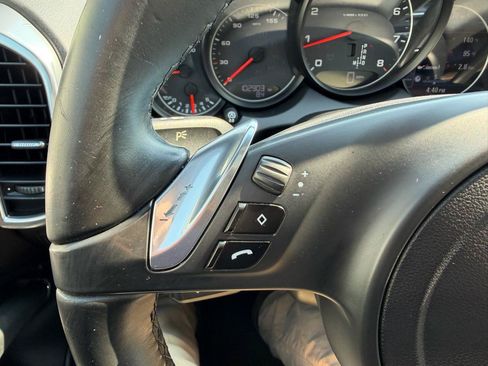 Used 2014 Porsche Cayenne AWD/4WD image 25