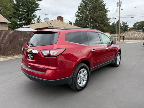 Used 2014 Chevrolet Traverse LT image 4