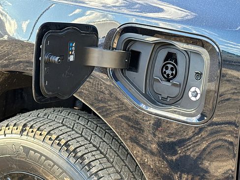 New 2025 Ford F150 Lightning XLT w/ Max Trailer Tow Package image 12