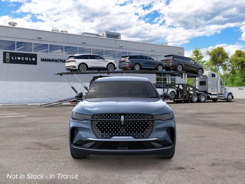 New 2026 Lincoln Nautilus Premier AWD/4WD image 6