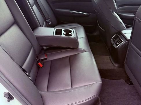 Used 2018 Acura TLX 2.4 Sedan 4D image 37