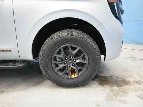 New 2026 Ford Expedition Tremor image 28