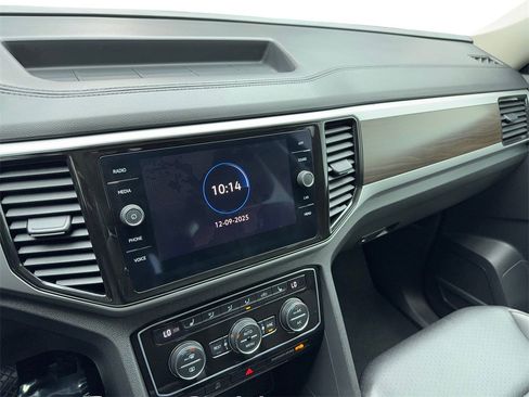 Used 2023 Volkswagen Atlas SE w/ Panoramic Sunroof Package image 21