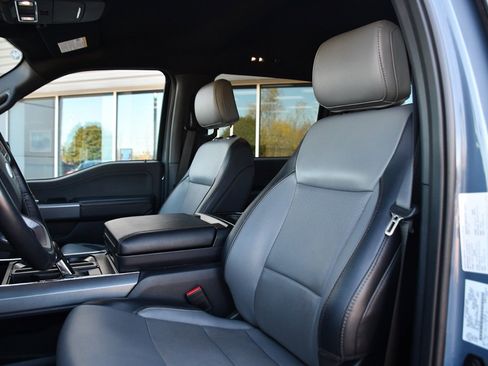 Used 2023 Ford F150 Lightning Lariat image 13