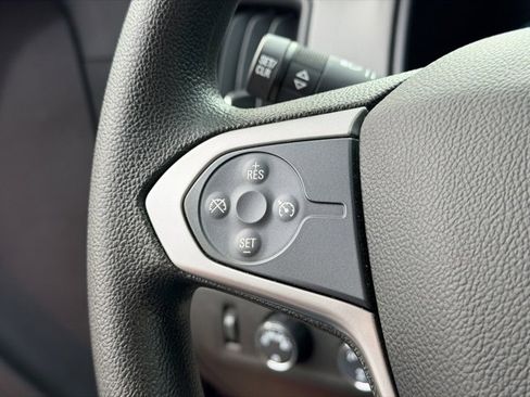 Used 2019 Chevrolet Colorado W/T w/ Custom Special Edition image 9