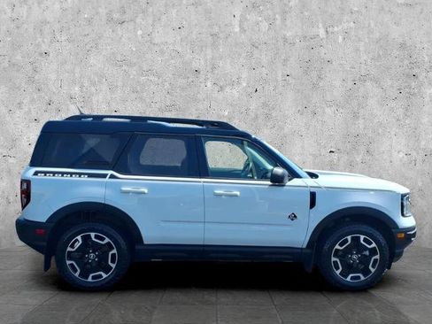 Certified 2024 Ford Bronco Sport Outer Banks w/ Tech Package AWD/4WD image 4