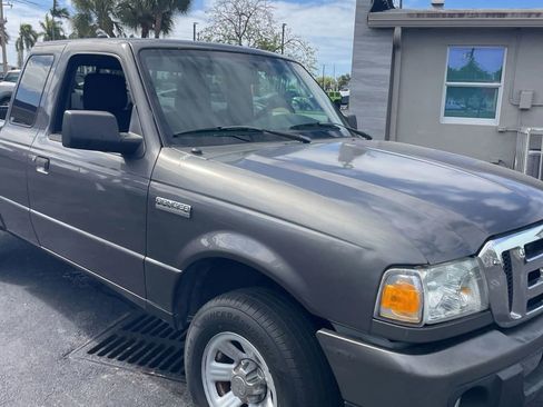 Used 2010 Ford Ranger XLT image 2