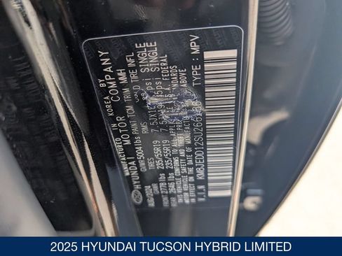 Used 2025 Hyundai Tucson Limited AWD/4WD image 40