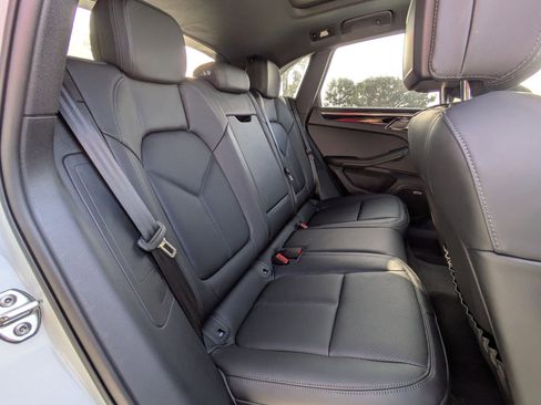 New 2025 Porsche Macan S image 24