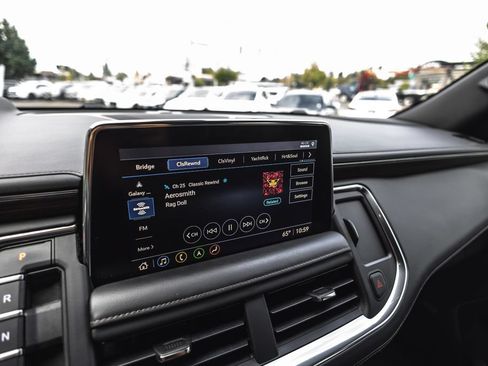 Used 2021 Chevrolet Tahoe High Country w/ Premium Package AWD/4WD image 11