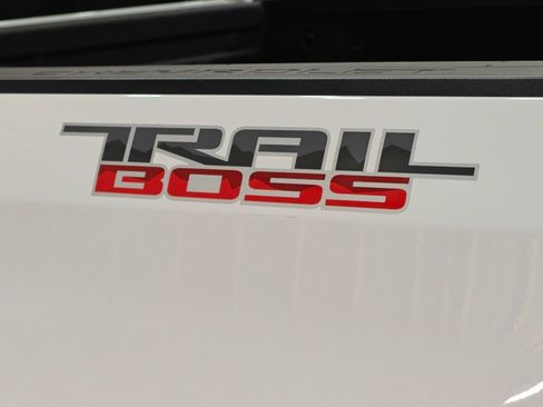 Used 2019 Chevrolet Silverado 1500 LT Trail Boss image 54