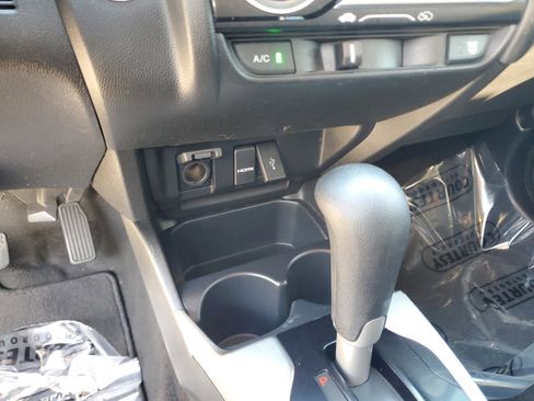 Used 2015 Honda Fit EX-L image 22