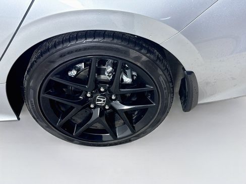 Used 2025 Honda Civic Sport image 35
