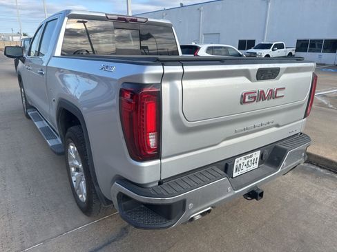 Used 2020 GMC Sierra 1500 SLT image 3