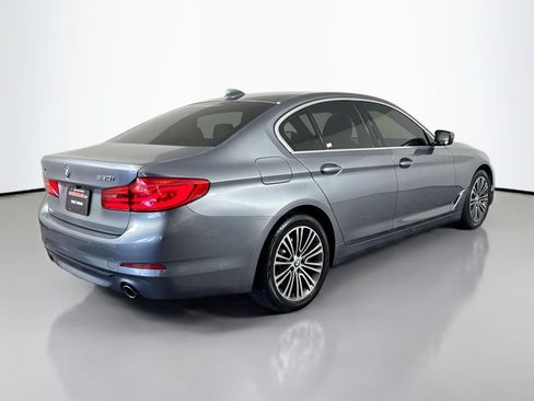 Used 2020 BMW 530i xDrive w/ Convenience Package image 5
