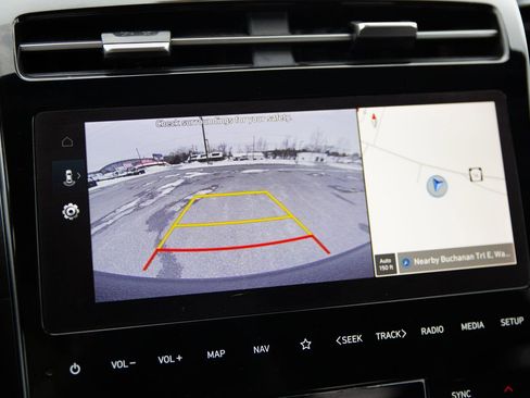Used 2023 Hyundai Santa Cruz SEL Premium w/ Cargo Package AWD/4WD image 10