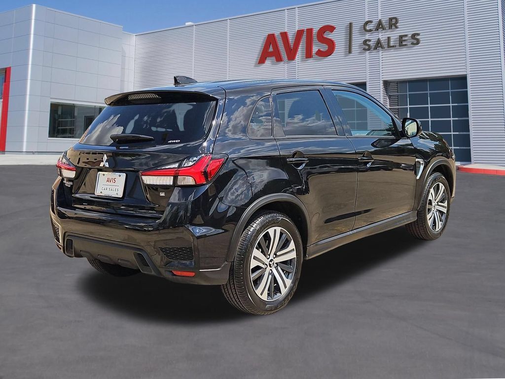 Used 2025 Mitsubishi Outlander Sport SE AWD/4WD image 6