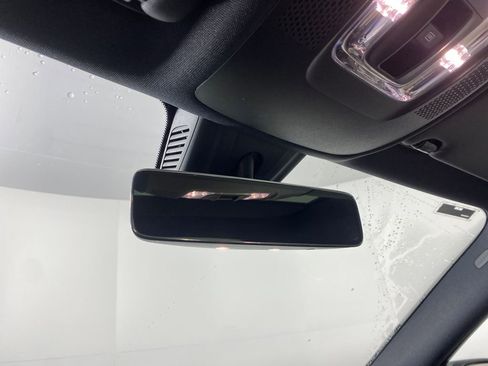 Used 2021 Mercedes-Benz GLA 250 4MATIC image 30