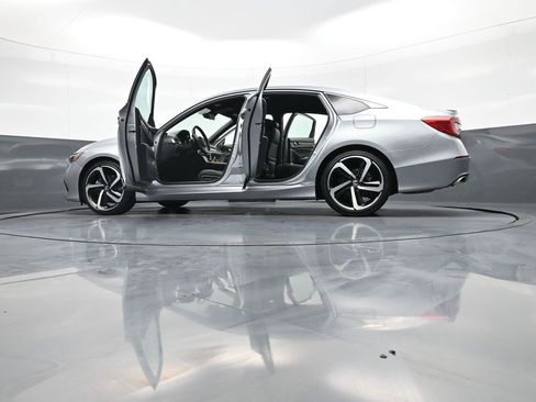 Certified 2022 Honda Accord Sport image 48