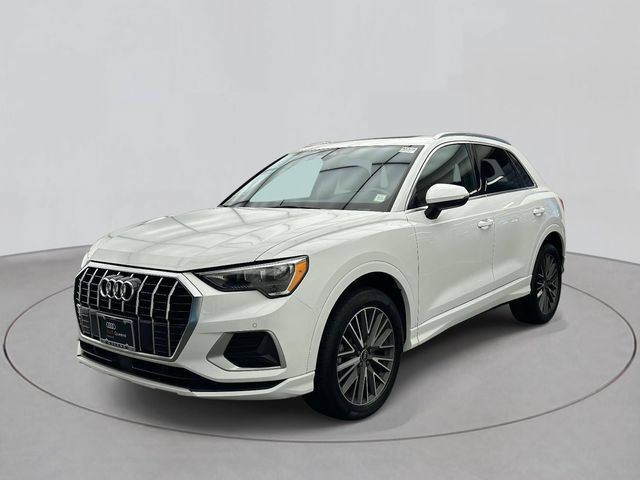 Used 2022 Audi Q3 2.0T Premium AWD/4WD image 1