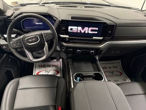 New 2025 GMC Sierra 2500 SLT image 19