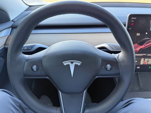Used 2021 Tesla Model 3 Standard Range Plus RWD image 15