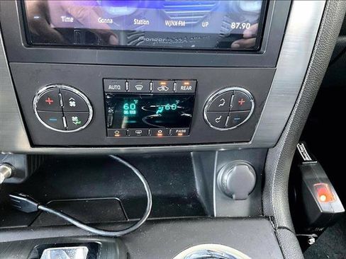 Used 2009 HUMMER H2 Luxury AWD/4WD image 24