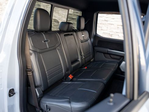 Used 2025 Ford F450 Platinum image 40