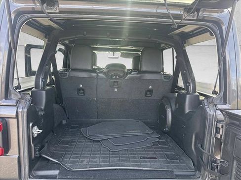 Used 2020 Jeep Wrangler Unlimited Rubicon image 30