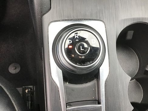 Used 2024 Ford Escape ST-Line image 15