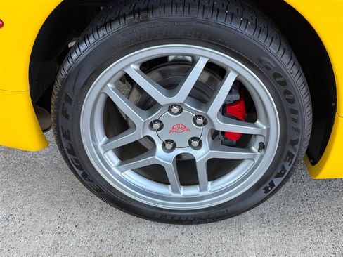 Used 2003 Chevrolet Corvette Z06 w/ Memory Package, 3 Drivers image 35