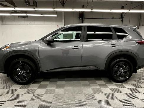 New 2026 Nissan Rogue SV w/ Cold Weather Package AWD/4WD image 17