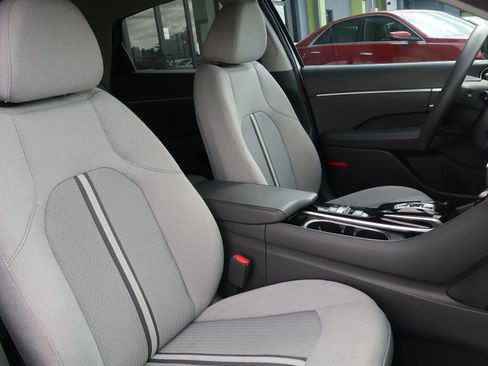Used 2022 Hyundai Sonata SE image 27