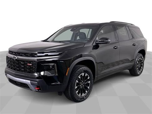 New 2026 Chevrolet Traverse Z71 w/ Driver Confidence Package image 1