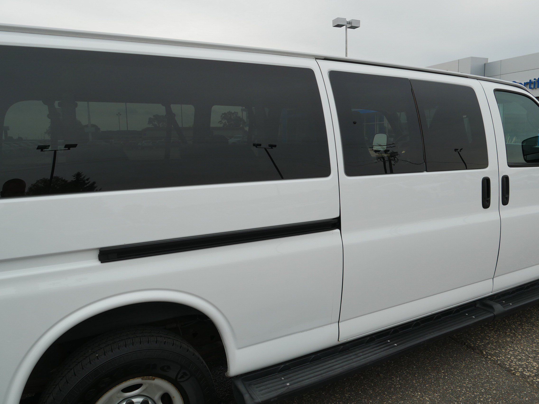 Used 2019 Chevrolet Express 3500 LT w/ LT Preferred Equipment Group RWD image 38