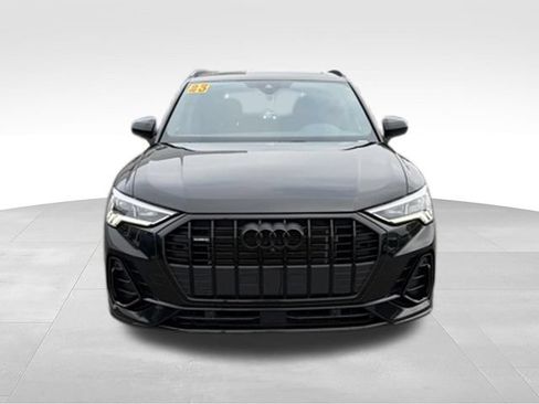 Used 2023 Audi Q3 2.0T Premium Plus w/ Premium Plus Package AWD/4WD image 8