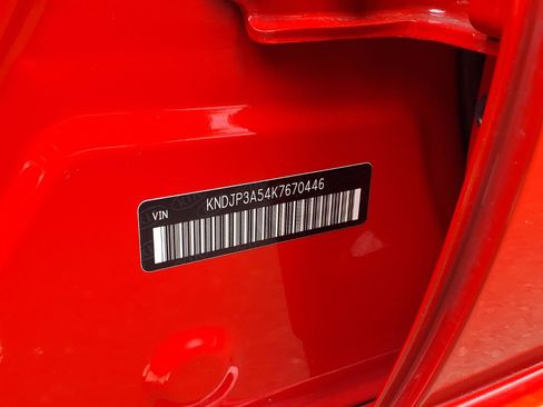 Used 2019 Kia Soul + FWD image 32