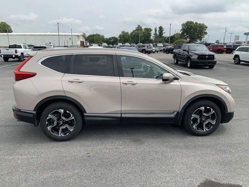 Used 2018 Honda CR-V Touring image 14