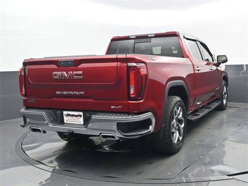 Used 2022 GMC Sierra 1500 SLT w/ SLT Premium Plus Package image 22