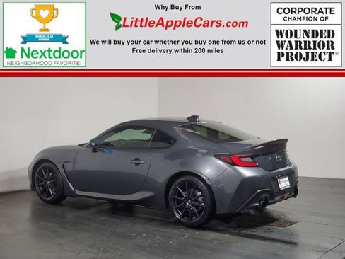 Used 2024 Toyota GR86 Premium image 25