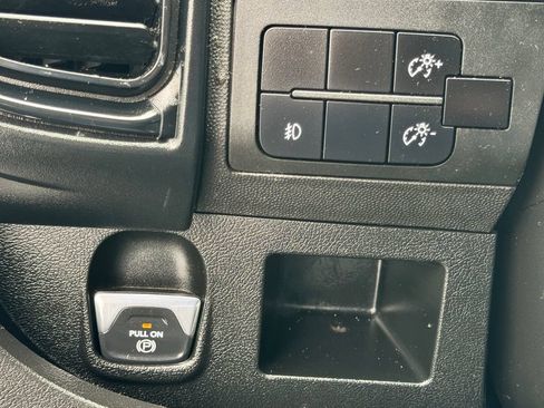 Used 2026 RAM ProMaster 2500 w/ Convenience Group FWD image 30